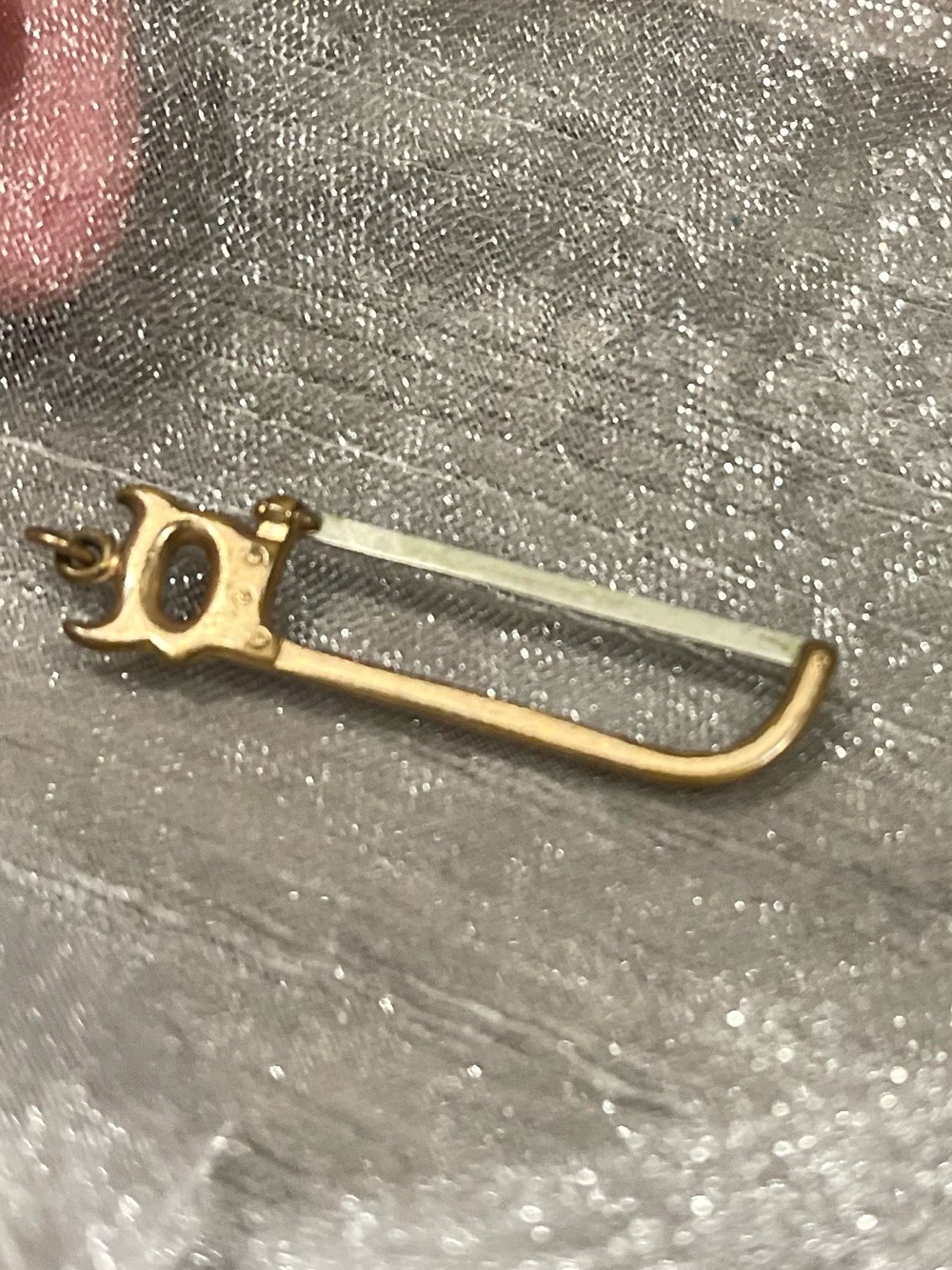 Gold/Silver Mini Saw Pendant Necklace Charm - Picture 4 of 8
